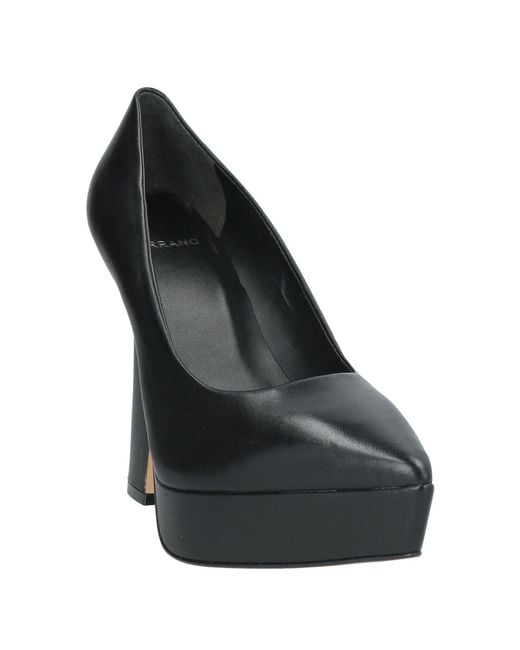 Carrano Black Pumps Leather