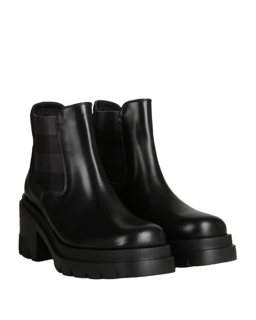 Woolrich Black Ankle Boots