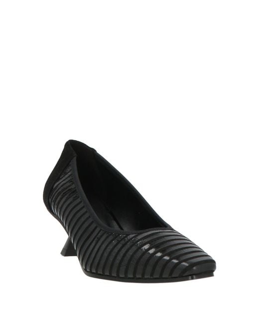 Daniele Ancarani Black Pumps Leather