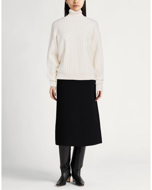 Eleventy White Turtlenecks