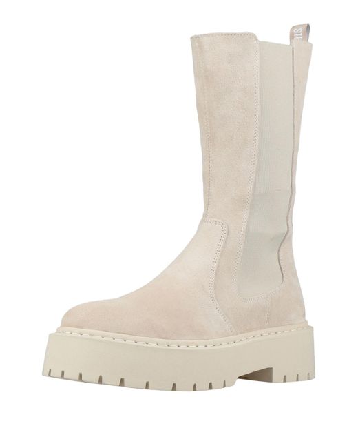 Steve Madden Natural Boot