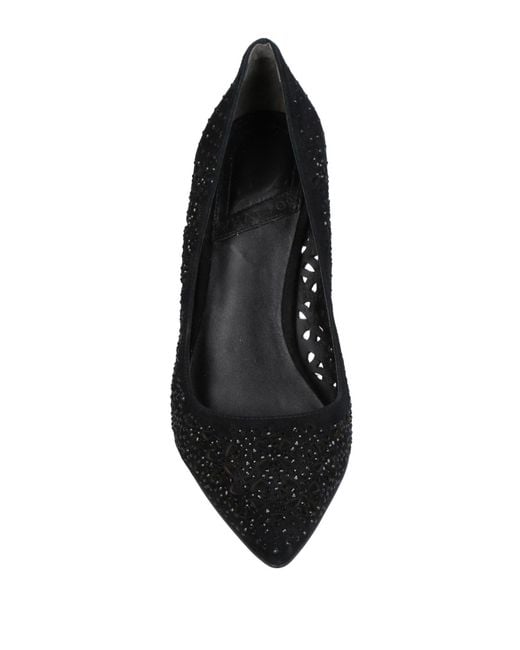 What For Black Pumps