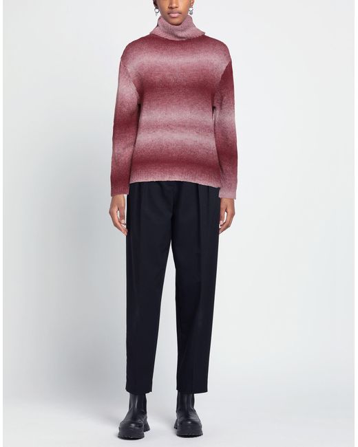 EBARRITO Red Turtleneck