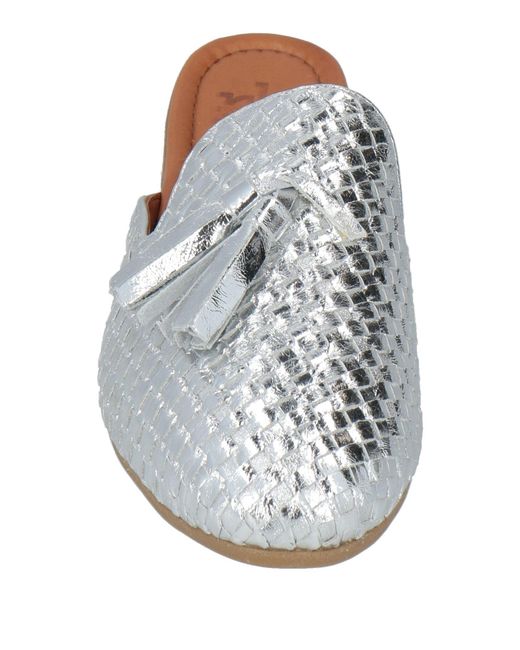 Rocco Barocco White Mules & Clogs