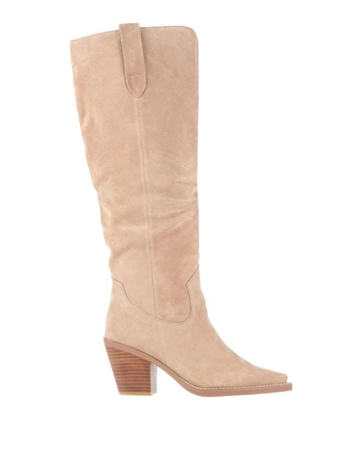 Alma En Pena. White Boot