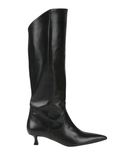 NCUB Black Boot Leather