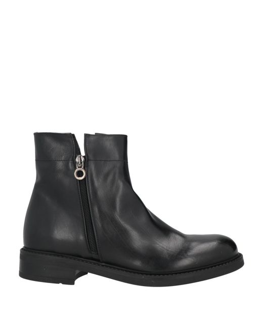 TF SPORT Black Ankle Boots