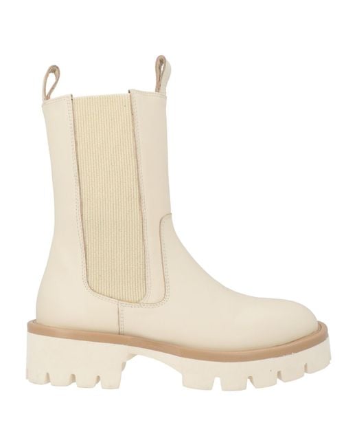 Nila & Nila Natural Ankle Boots Leather