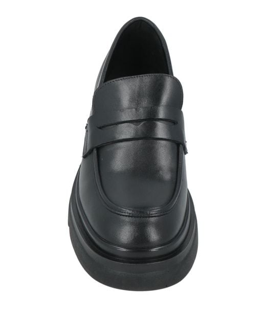 Emanuélle Vee Black Loafer