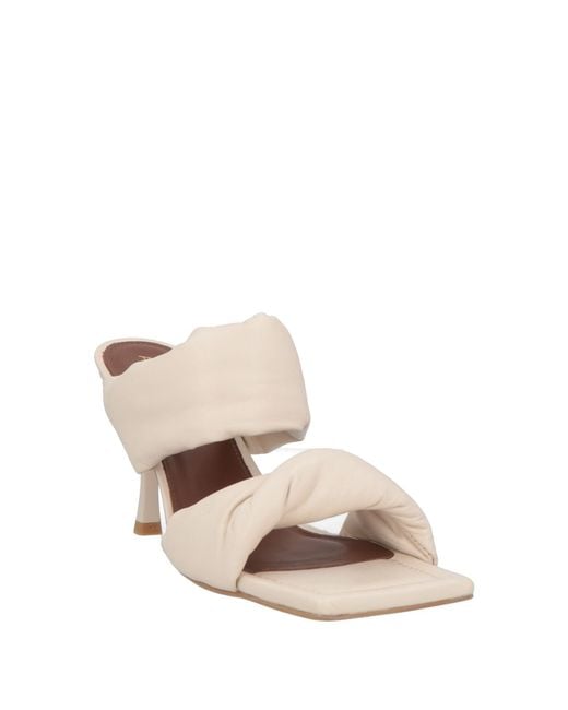 Alohas Natural Sandals