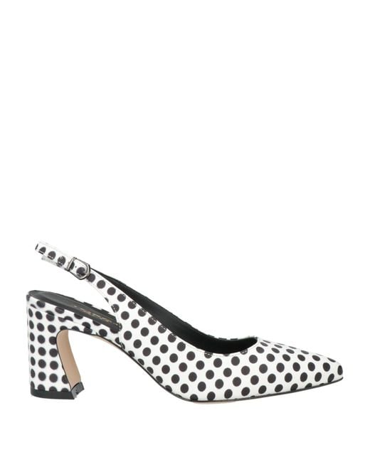 Tosca Blu White Pumps
