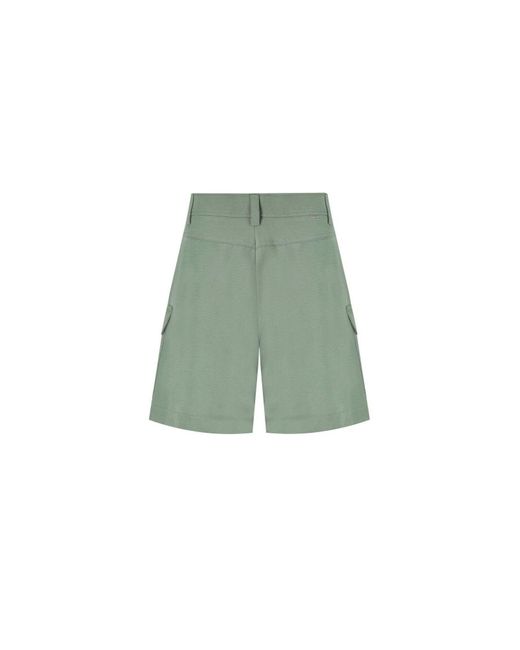 Woolrich Green Shorts & Bermudashorts