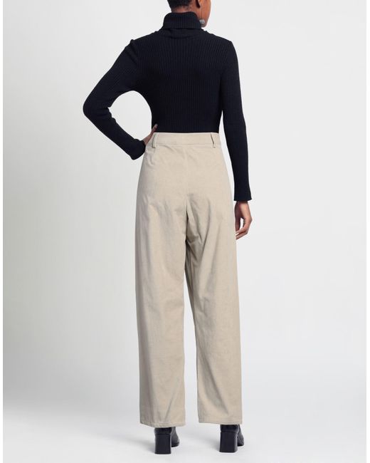 A.B Apuntob White Hose