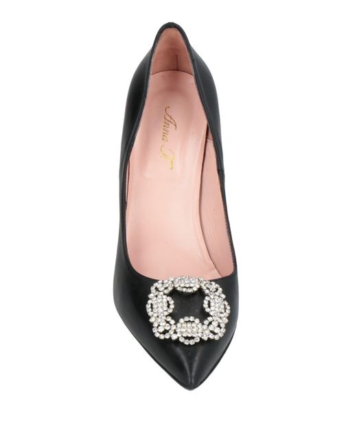 Anna F. Black Pumps Leather