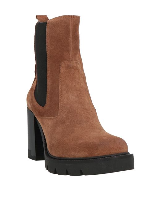 Janet & Janet Brown Stiefelette