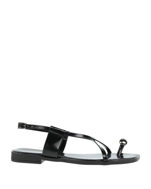 Ovyè Black Thong Sandals