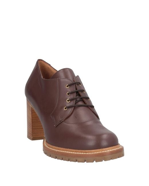 Stringate di Testoni in Brown