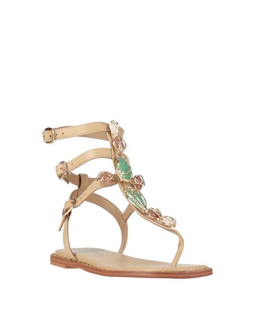 Alma En Pena. Natural Thong Sandal