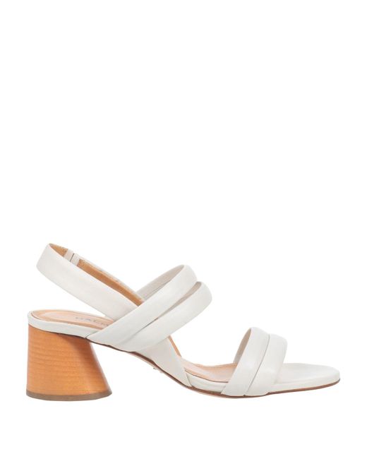 Halmanera White Sandals