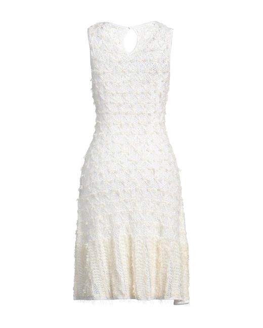 Robe courte Chloé en coloris White