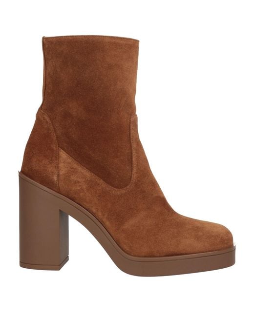 Stuart Weitzman Brown Ankle Boots