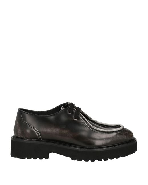 Stringate di Doucal's in Black