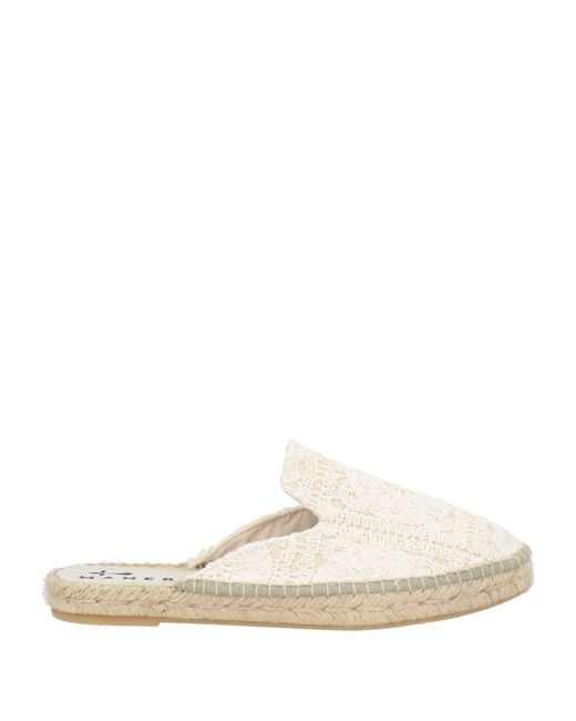 Manebí White Espadrilles