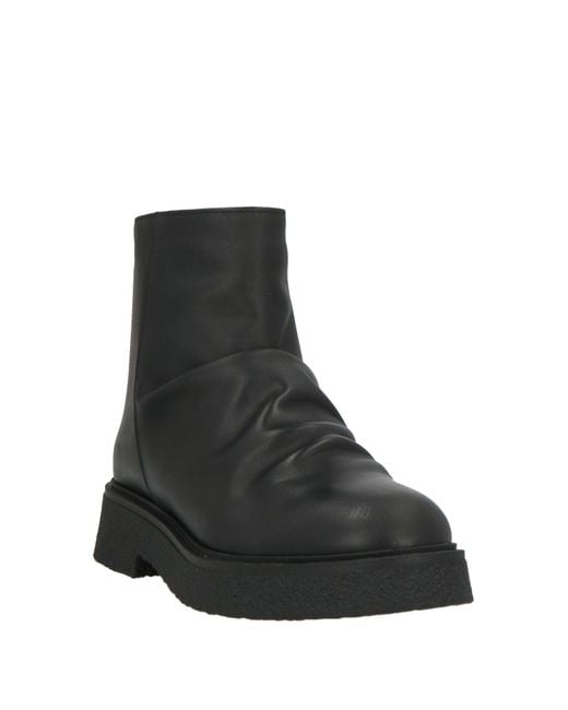 Ovyè Black Stiefelette