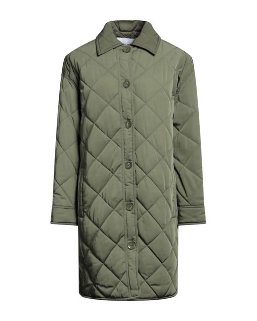 Stand Studio Green Puffer