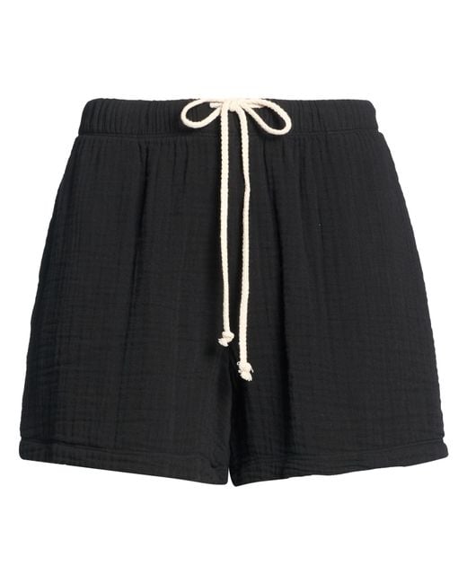 DONNI. Black Shorts & Bermuda Shorts