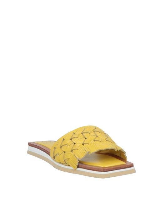 Eleventy Yellow Sandals