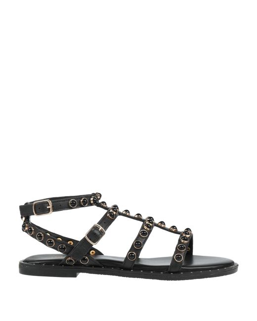 Ovyè Black Sandals