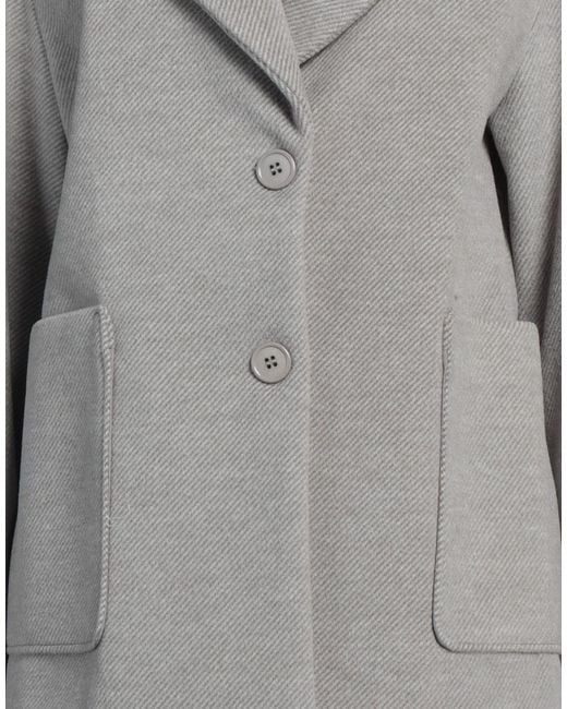 Caractere Gray Coat