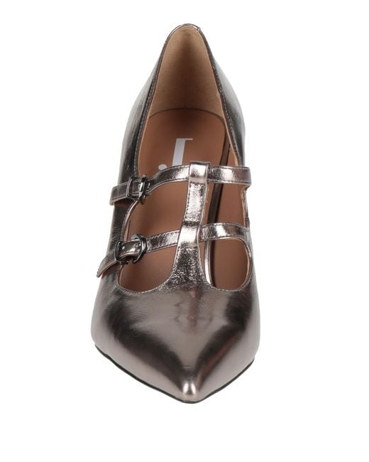 Jeannot White Pumps