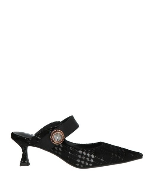 Lola Cruz Black Mules & Clogs