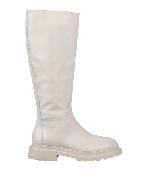 Pomme D'or White Boot