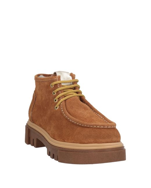 Nila & Nila Brown Ankle Boots