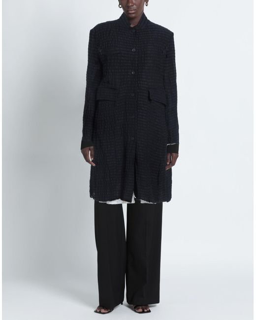 Aleksandr Manamïs Blue Coat