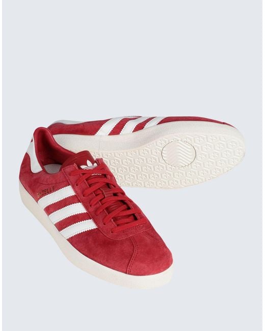Adidas red trainers mens deals