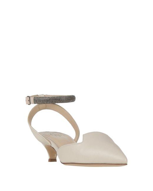Eleventy White Pumps Leather