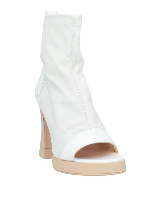 Agl Attilio Giusti Leombruni White Ankle Boots Leather