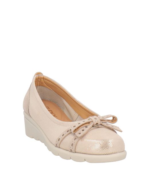 The Flexx Natural Pumps