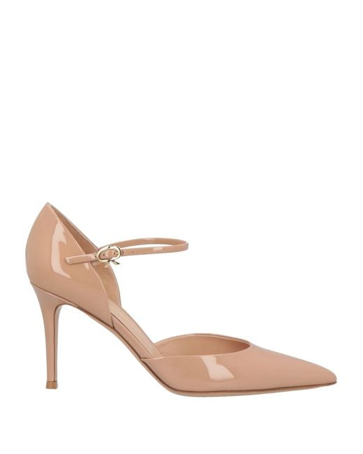 Gianvito Rossi Pink Pumps