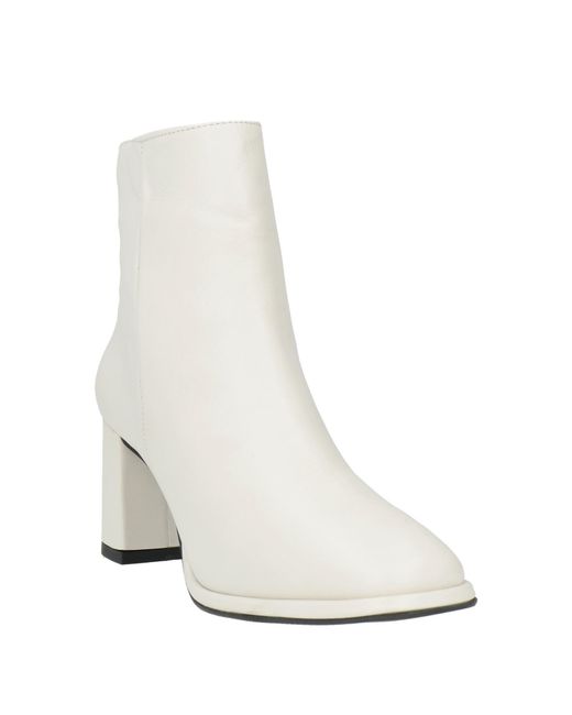 Tosca Blu White Stiefelette
