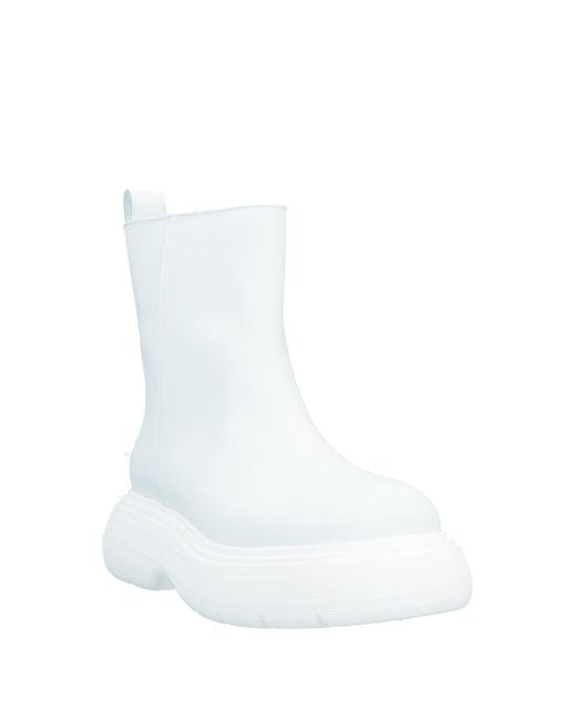GIA COUTURE White Ankle Boots