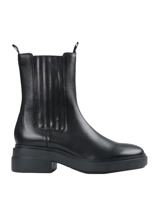 Vic Matié Black Ankle Boots