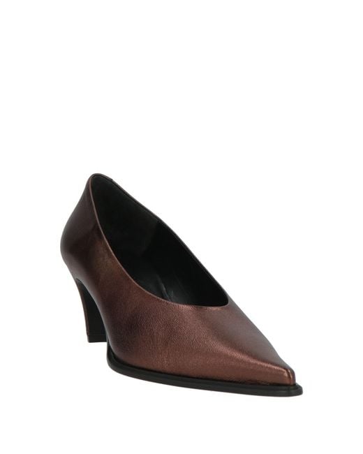 Zinda Brown Pumps Leather