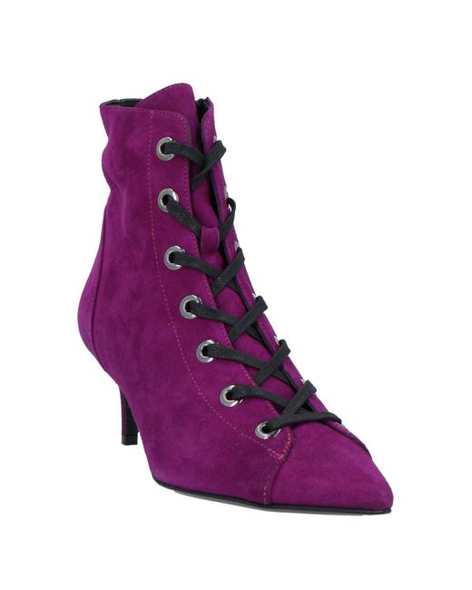Stivaletti di Marc Ellis in Purple