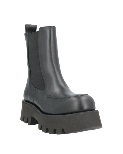 Paloma Barceló Black Ankle Boots