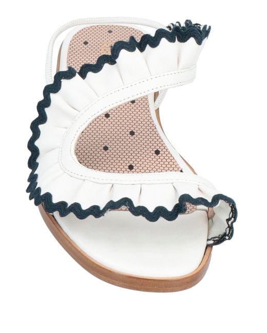 Red(v) White Sandals